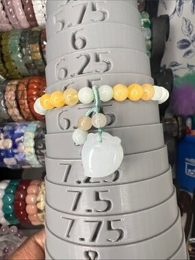 Jadeite with charm bracelet 5mm SIZE 6.5’